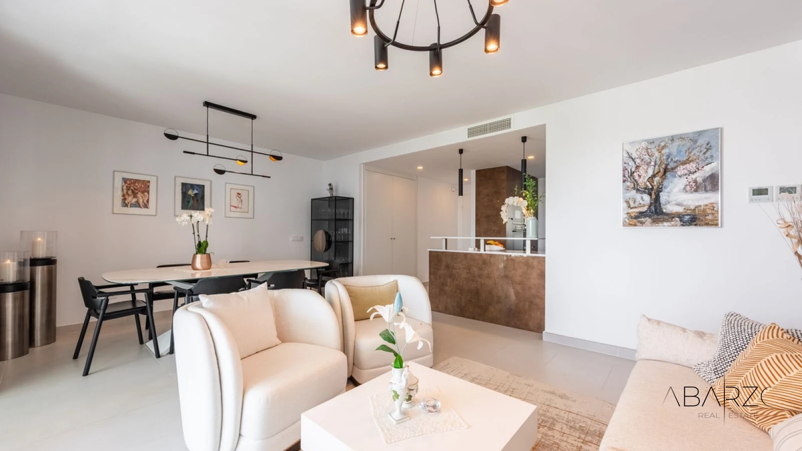Corner Apartment with Glass-Curtained Terrace in Miradores del Sol, Bel Air, Estepona — interior, New Golden Mile, Estepona (3 of 28)