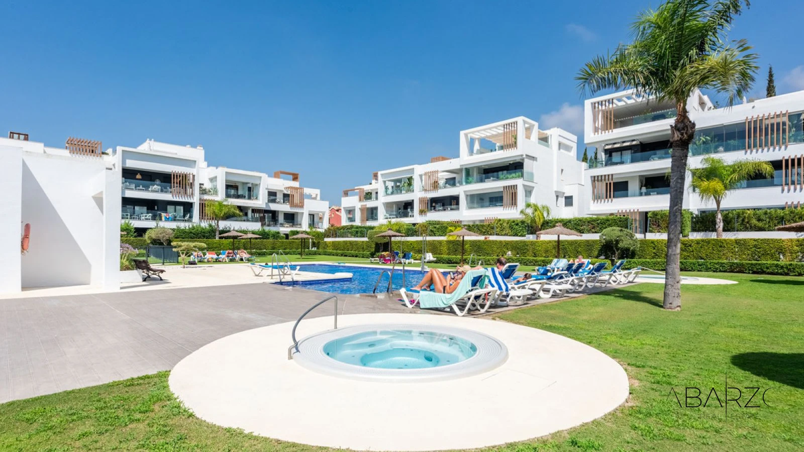 Corner Apartment with Glass-Curtained Terrace in Miradores del Sol, Bel Air, Estepona — interior, New Golden Mile, Estepona (28 of 28)