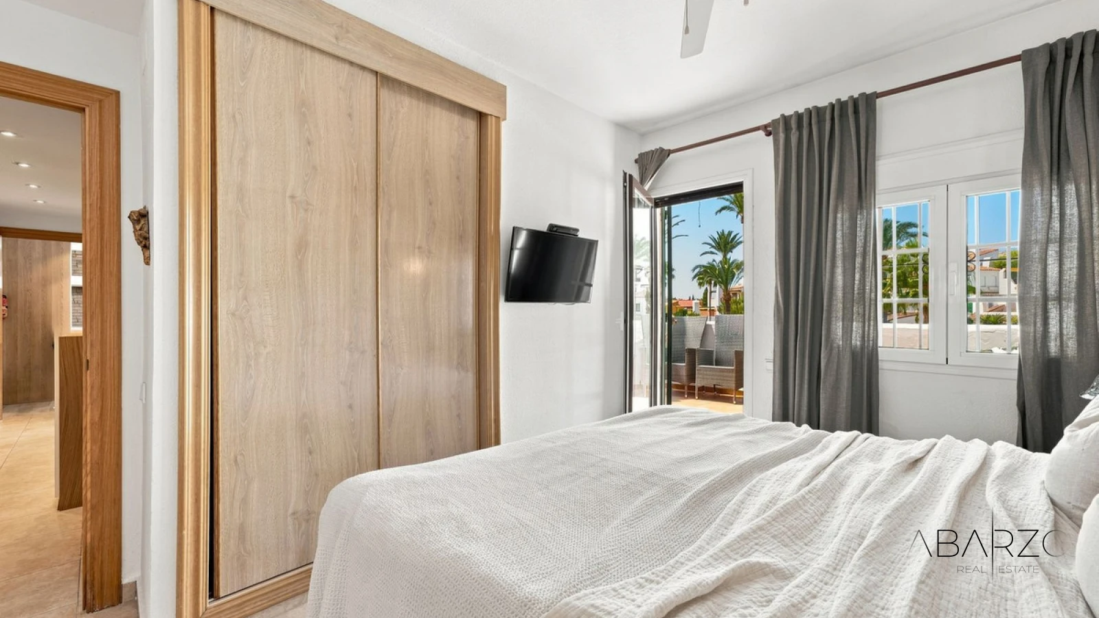 Apartamento reformado con terraza al oeste en Aldea Blanca, Nueva Andalucía, Marbella — interior, Nueva Andalucía, Marbella (15 of 25)