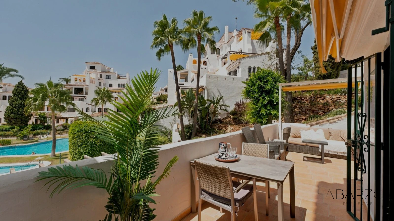 Apartamento reformado con terraza al oeste en Aldea Blanca, Nueva Andalucía, Marbella — interior, Nueva Andalucía, Marbella (2 of 25)