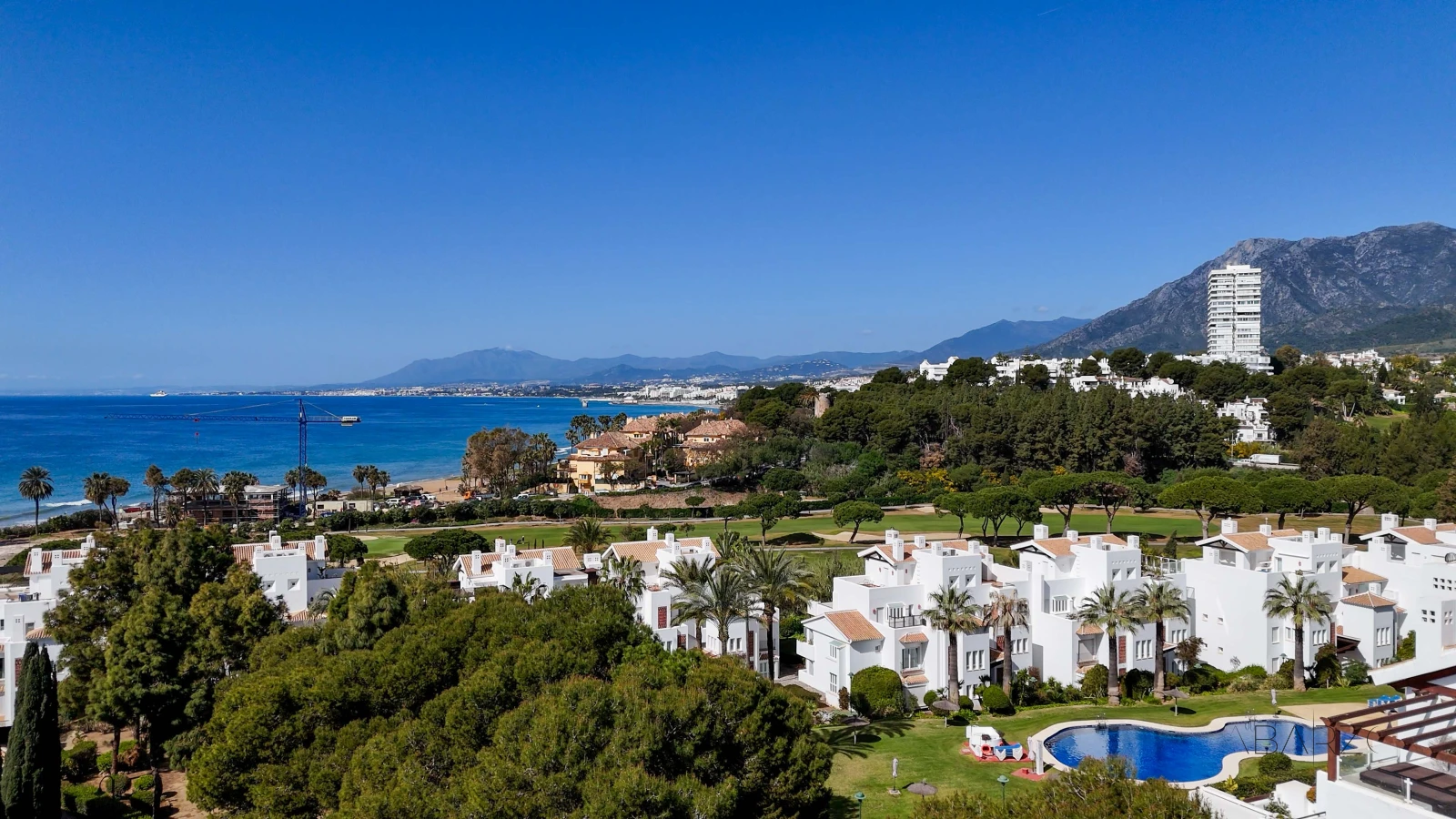 Ground floor apartment in Los Monteros, Marbella with beach access and private garden — interior, Marbella East, Marbella (49 of 54)