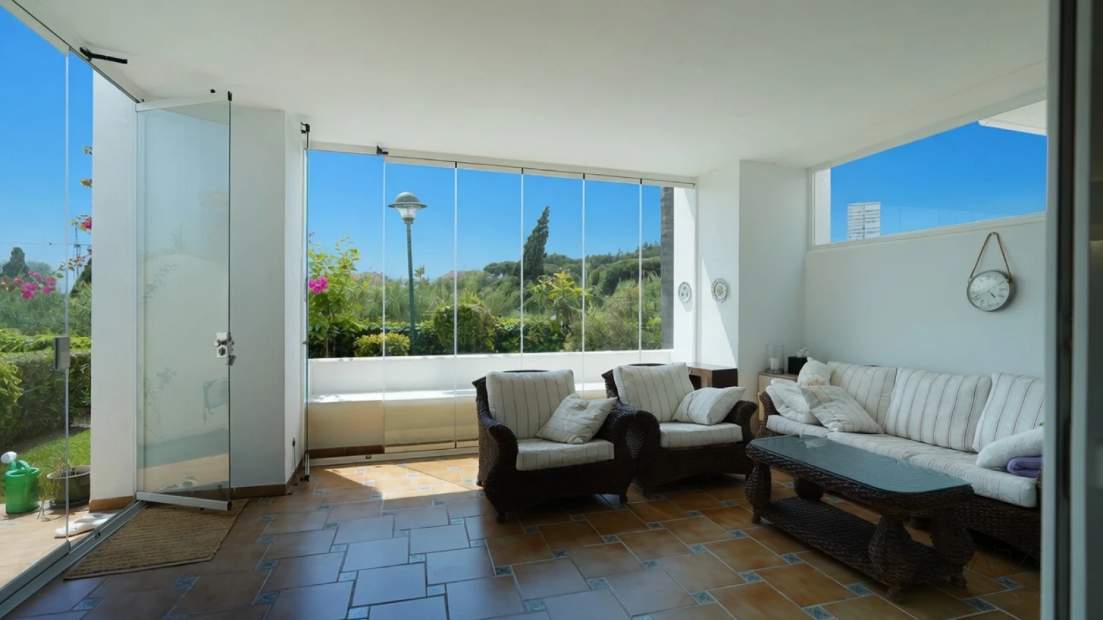 Ground floor apartment in Los Monteros, Marbella with beach access and private garden — interior, Marbella East, Marbella (44 of 54)