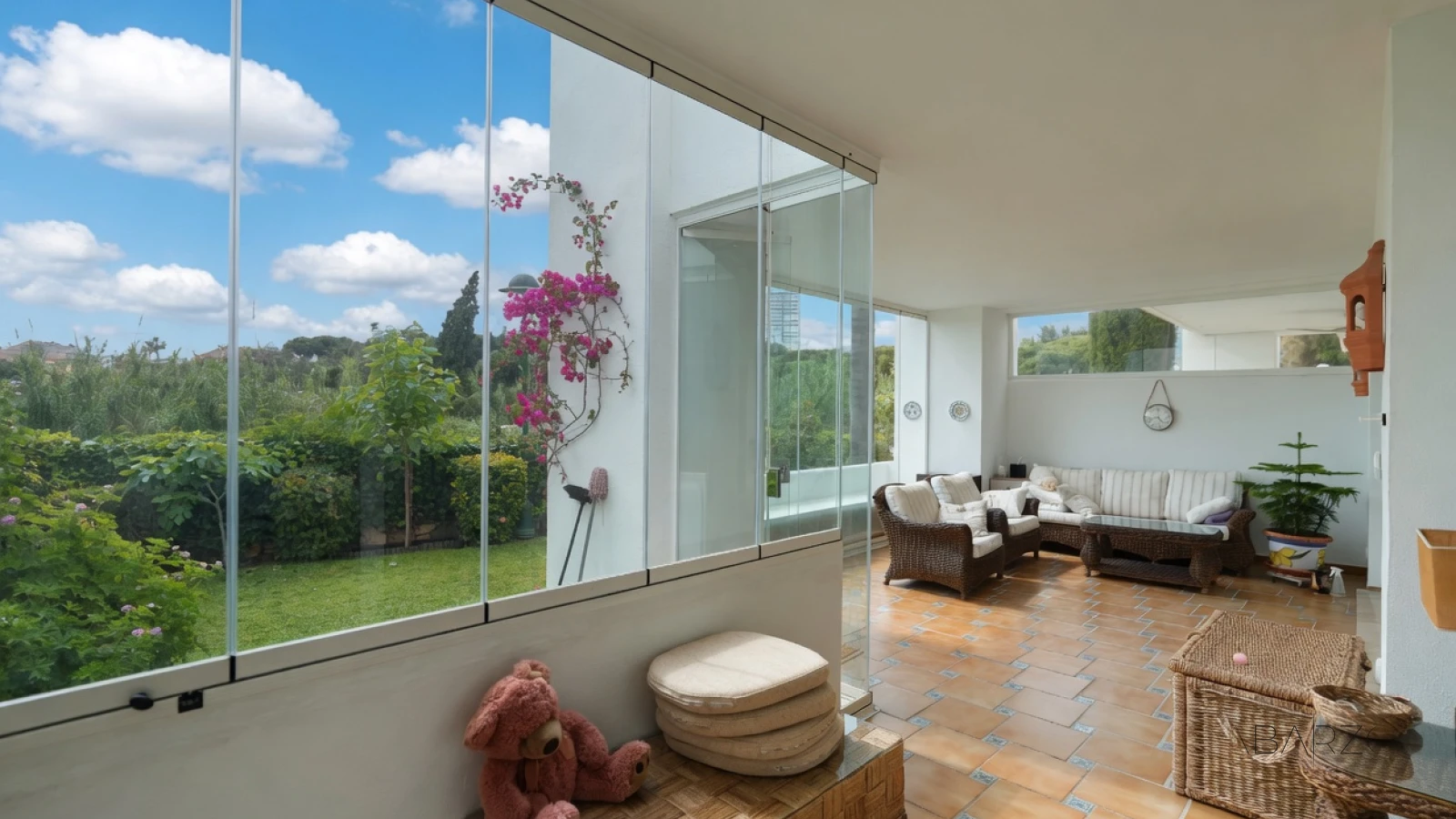 Ground floor apartment in Los Monteros, Marbella with beach access and private garden — interior, Marbella East, Marbella (24 of 54)