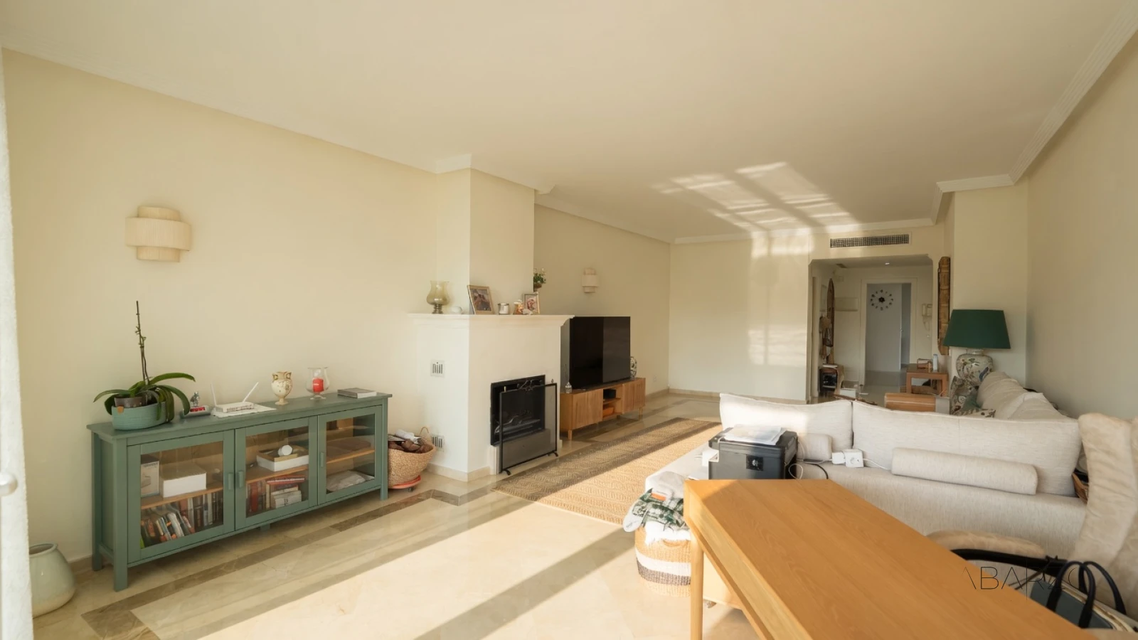 Ground floor apartment in Los Monteros, Marbella with beach access and private garden — interior, Marbella East, Marbella (13 of 54)