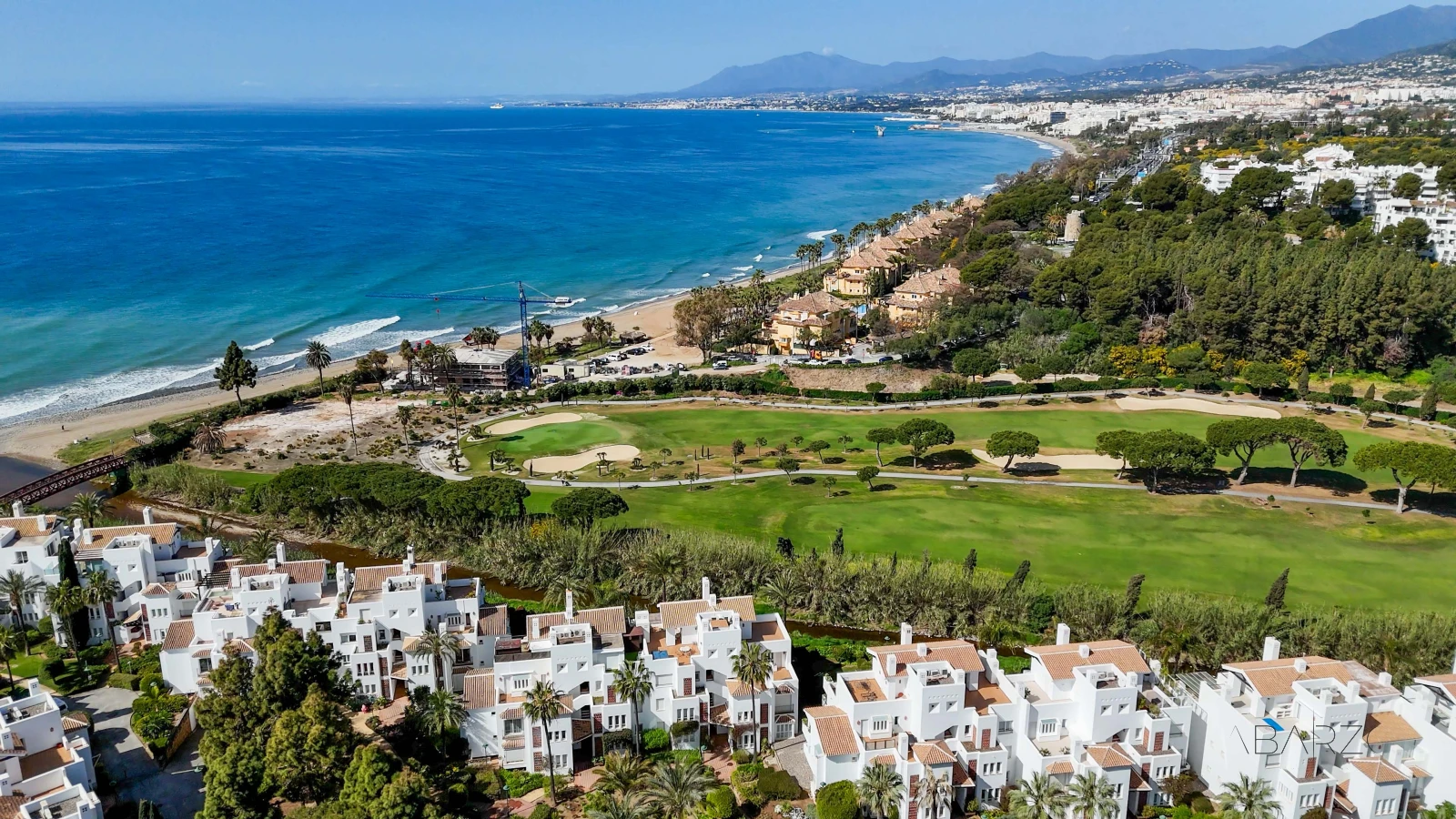 Ground floor apartment in Los Monteros, Marbella with beach access and private garden — interior, Marbella East, Marbella (16 of 54)
