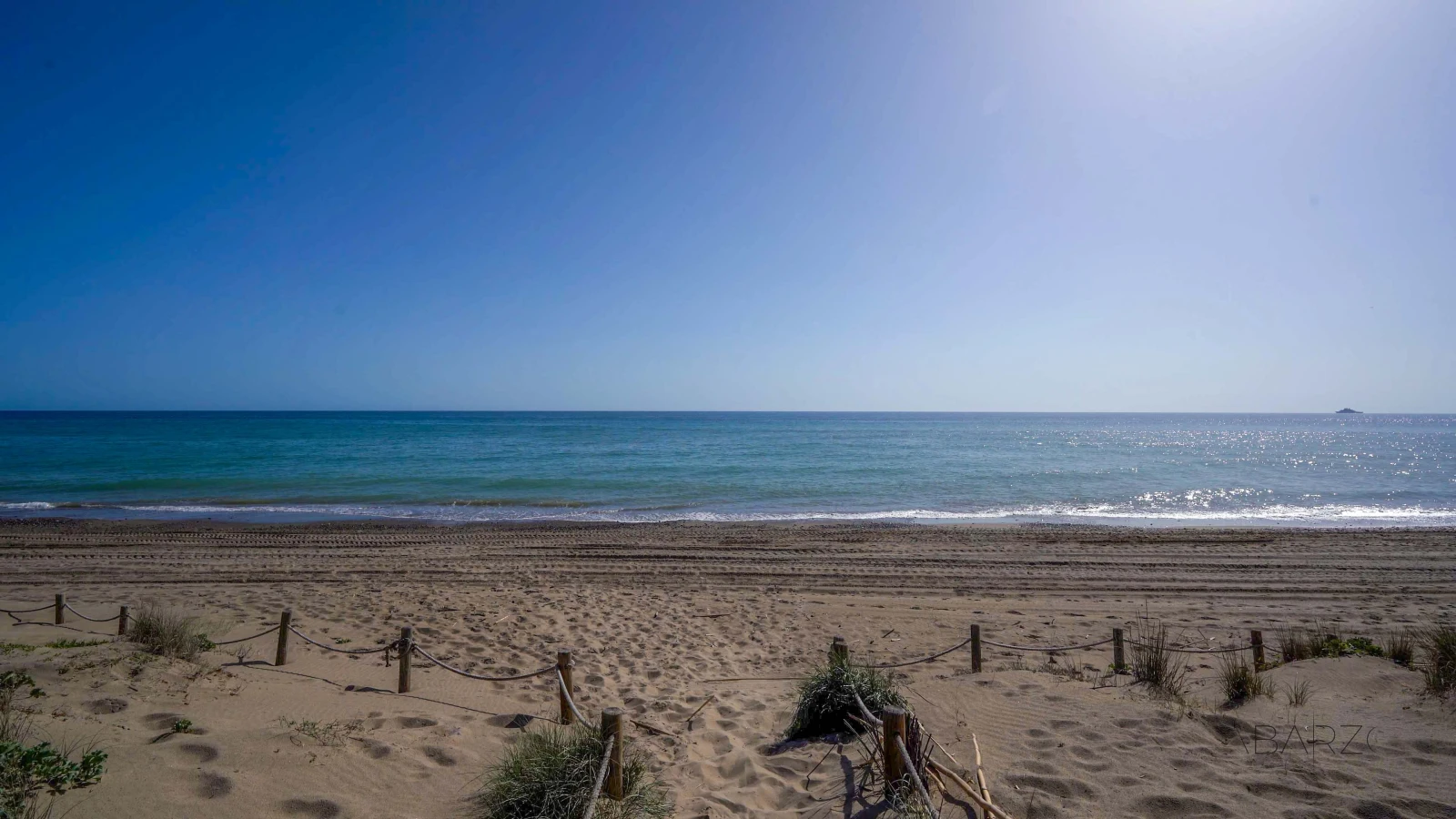 Ground floor apartment in Los Monteros, Marbella with beach access and private garden — interior, Marbella East, Marbella (53 of 54)
