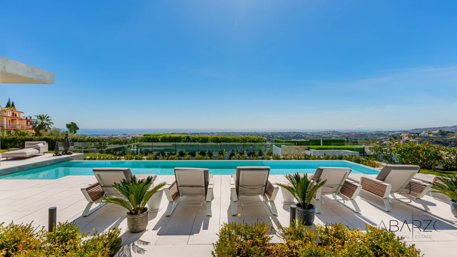 Eight-Bedroom Villa with Helipad and Panoramic Sea Views in La Quinta, Benahavís — interior, La Quinta, Benahavís (4 of 49)