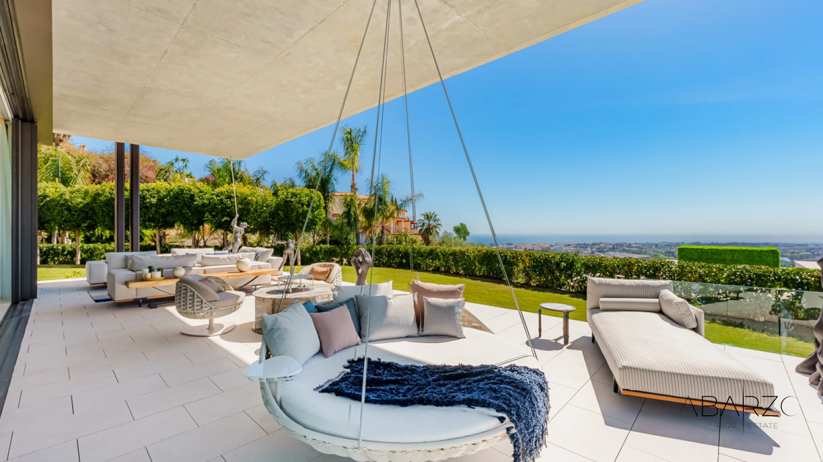 Eight-Bedroom Villa with Helipad and Panoramic Sea Views in La Quinta, Benahavís — interior, La Quinta, Benahavís (5 of 49)