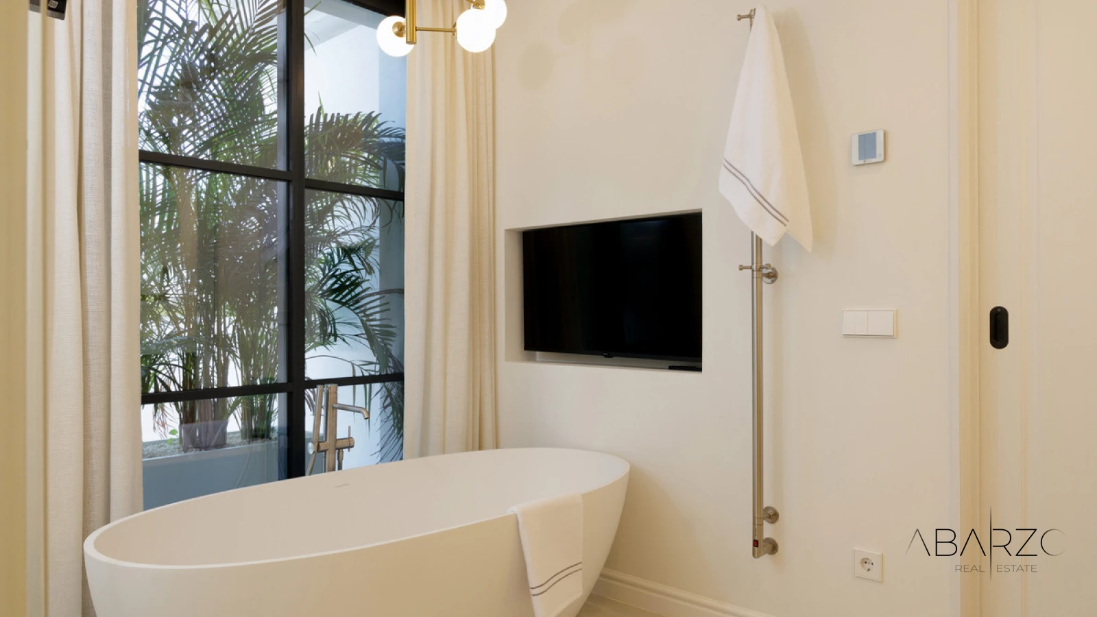 Renovated Modern Villa with Sea Views and Wine Bodega in La Quinta, Benahavís — interior, La Quinta, Benahavís (36 of 49)