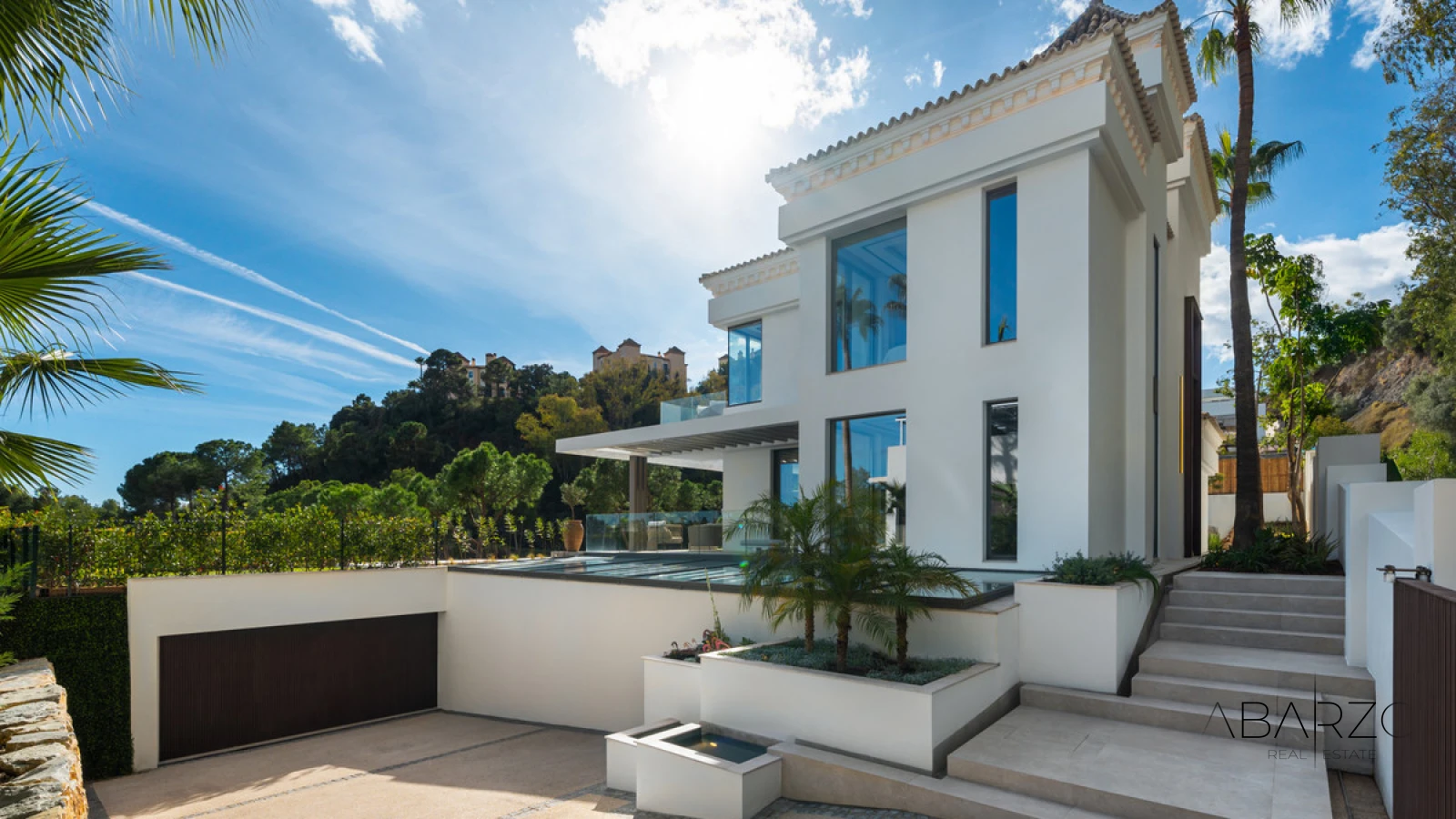 Frontline Golf Villa with Spa and Infinity Pool in La Quinta, Benahavís — interior, La Quinta, Benahavís (31 of 35)