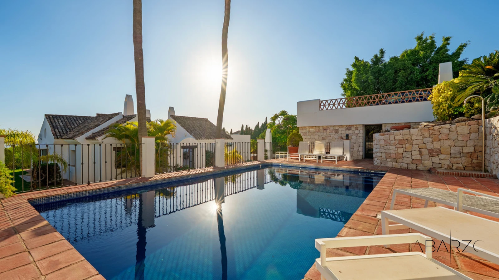 Nine-Bedroom Villa with Guest House on a 7,100 m² Plot in Puerto del Almendro, Benahavís — interior, Los Arqueros, Benahavís (46 of 49)