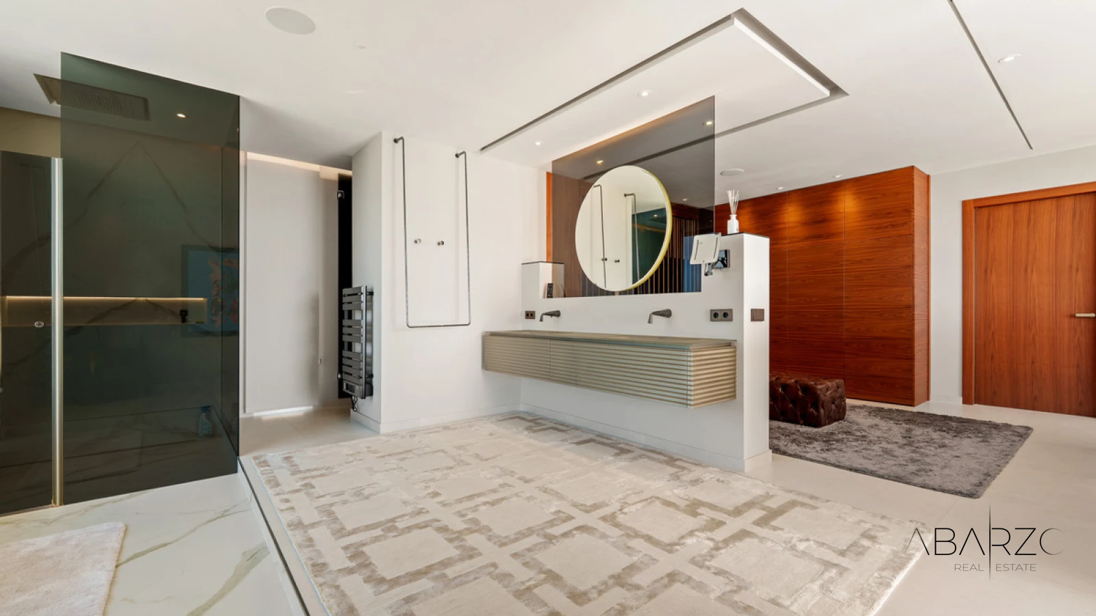 Nine-Bedroom Villa with Guest House on a 7,100 m² Plot in Puerto del Almendro, Benahavís — interior, Los Arqueros, Benahavís (23 of 49)