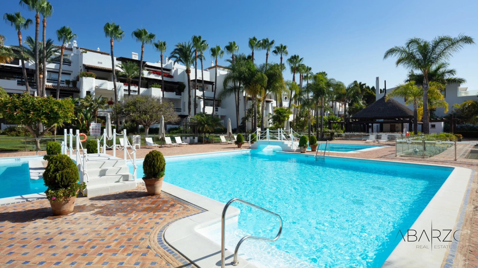One-Bedroom Apartment in Puente Romano, The Golden Mile, Marbella — interior, Golden Mile, Marbella (23 of 24)