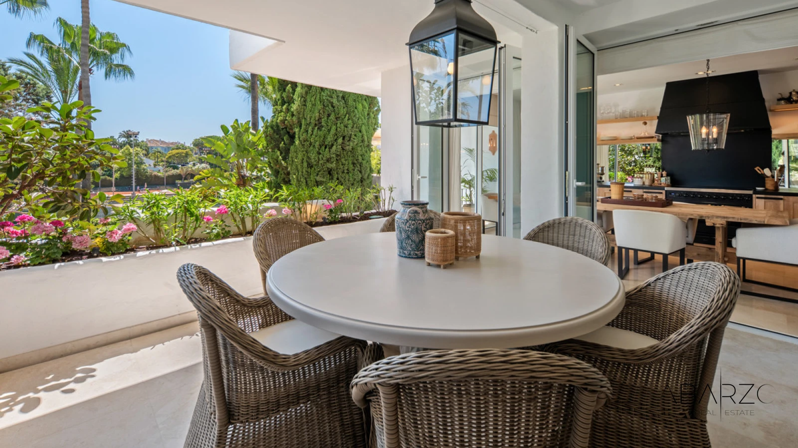 One-Bedroom Apartment in Puente Romano, The Golden Mile, Marbella — interior, Golden Mile, Marbella (12 of 24)