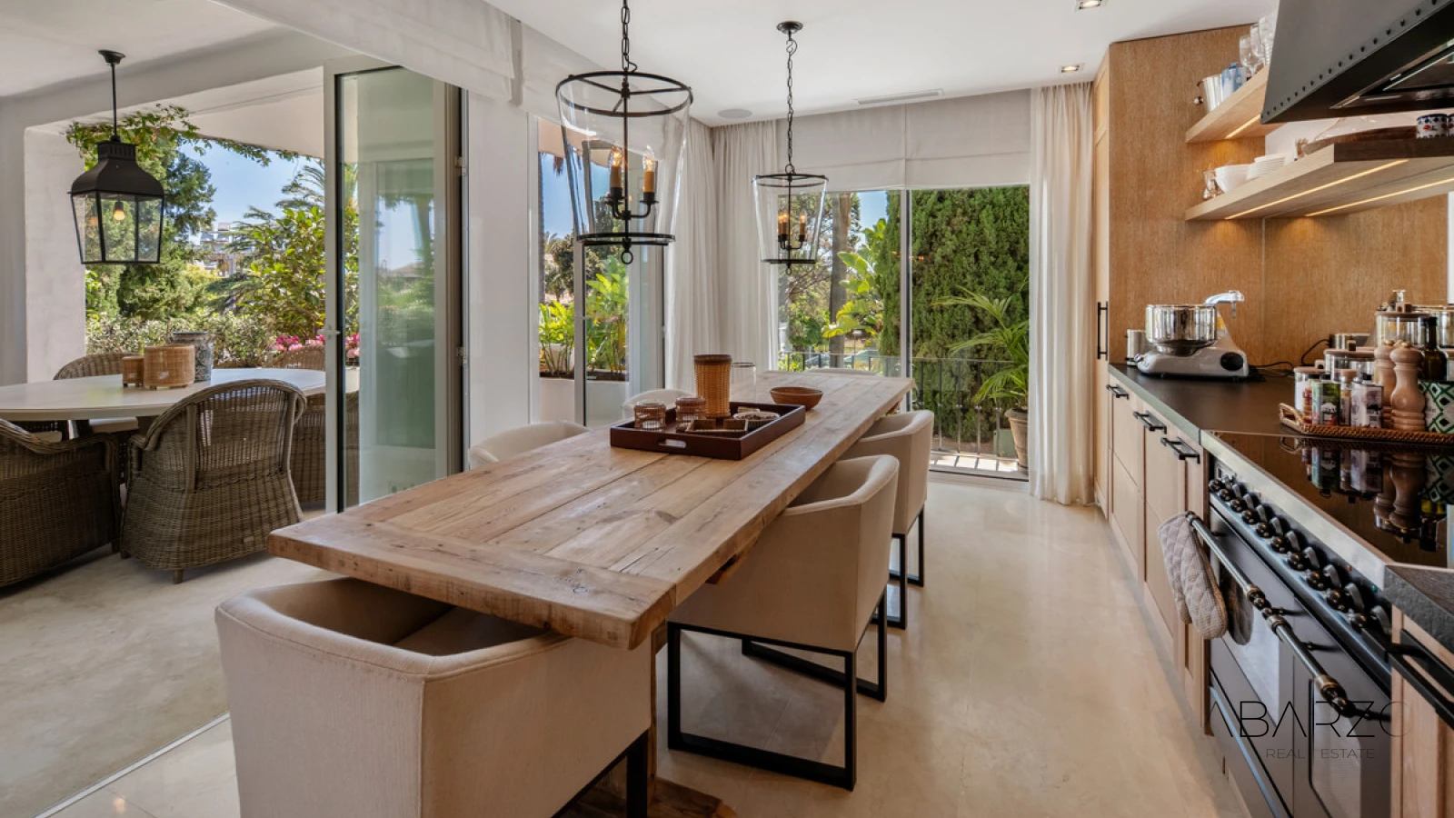 One-Bedroom Apartment in Puente Romano, The Golden Mile, Marbella — interior, Golden Mile, Marbella (9 of 24)