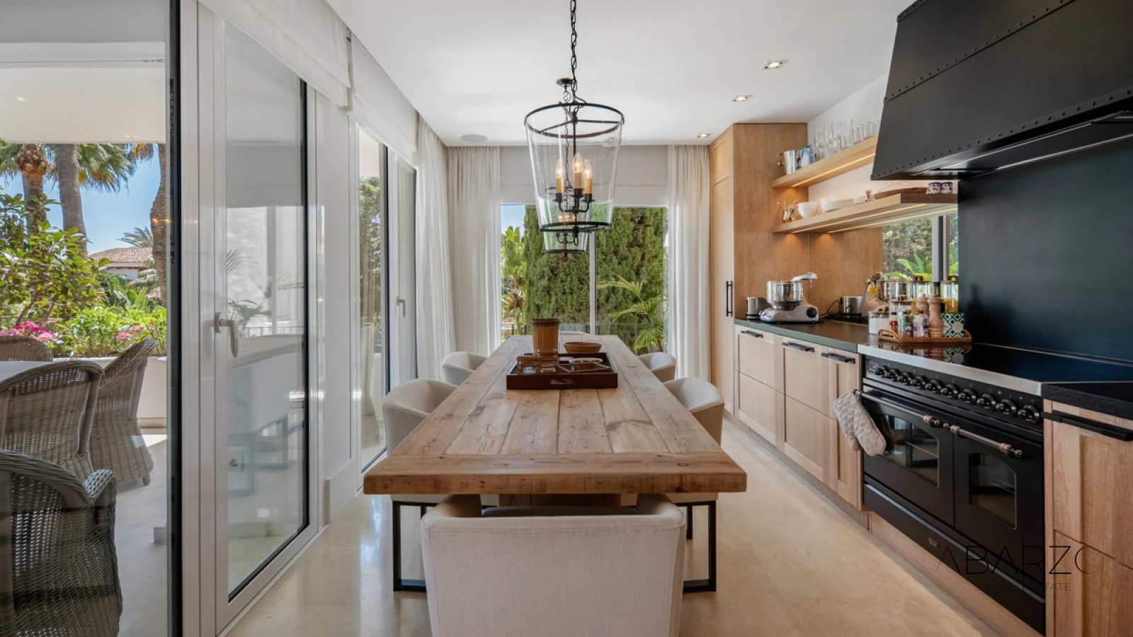 One-Bedroom Apartment in Puente Romano, The Golden Mile, Marbella — interior, Golden Mile, Marbella (8 of 24)