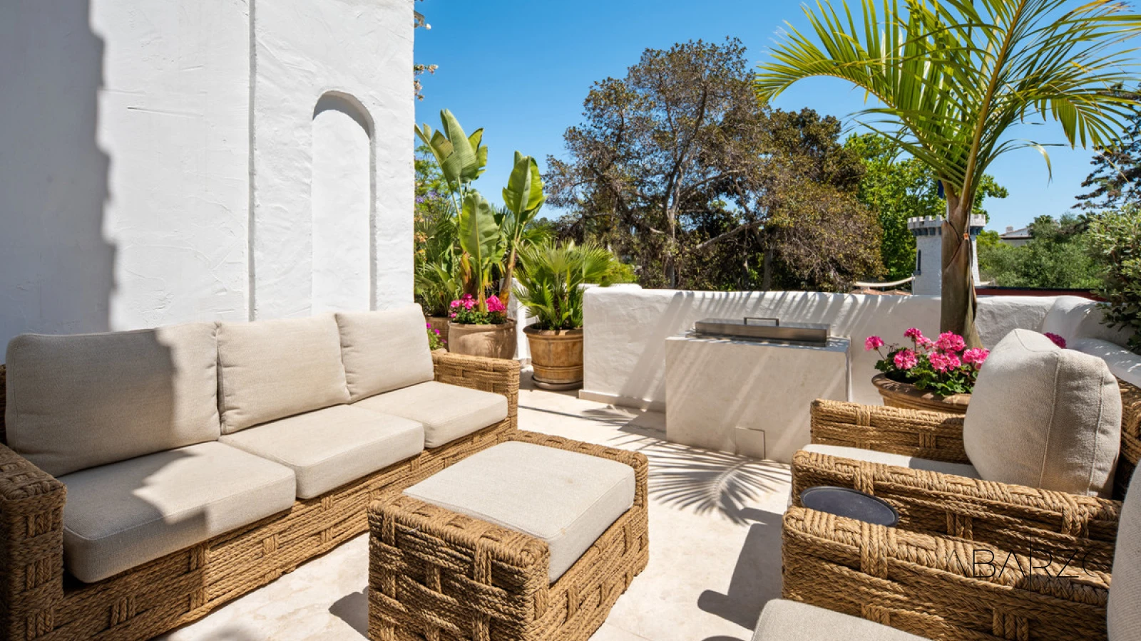 One-Bedroom Apartment in Puente Romano, The Golden Mile, Marbella — interior, Golden Mile, Marbella (4 of 24)