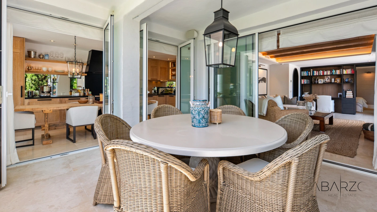 One-Bedroom Apartment in Puente Romano, The Golden Mile, Marbella — interior, Golden Mile, Marbella (10 of 24)