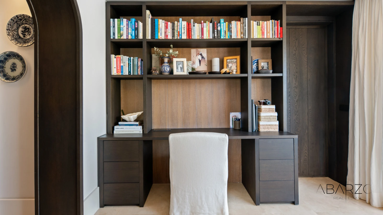 One-Bedroom Apartment in Puente Romano, The Golden Mile, Marbella — interior, Golden Mile, Marbella (3 of 24)