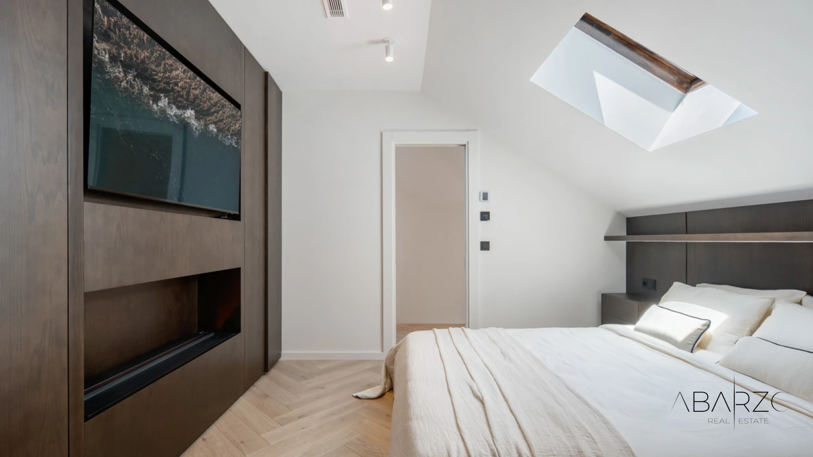 South-Facing Top-Floor Penthouse in Aloha Hill Club, Nueva Andalucía, Marbella — interior, Nueva Andalucía, Marbella (17 of 47)