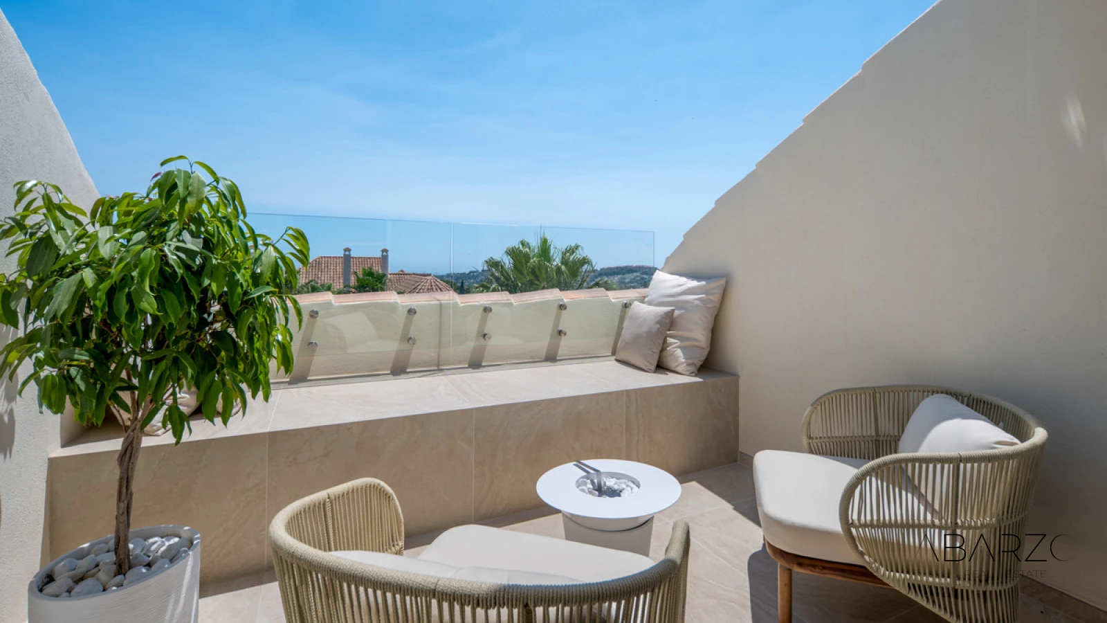 South-Facing Top-Floor Penthouse in Aloha Hill Club, Nueva Andalucía, Marbella — interior, Nueva Andalucía, Marbella (15 of 47)