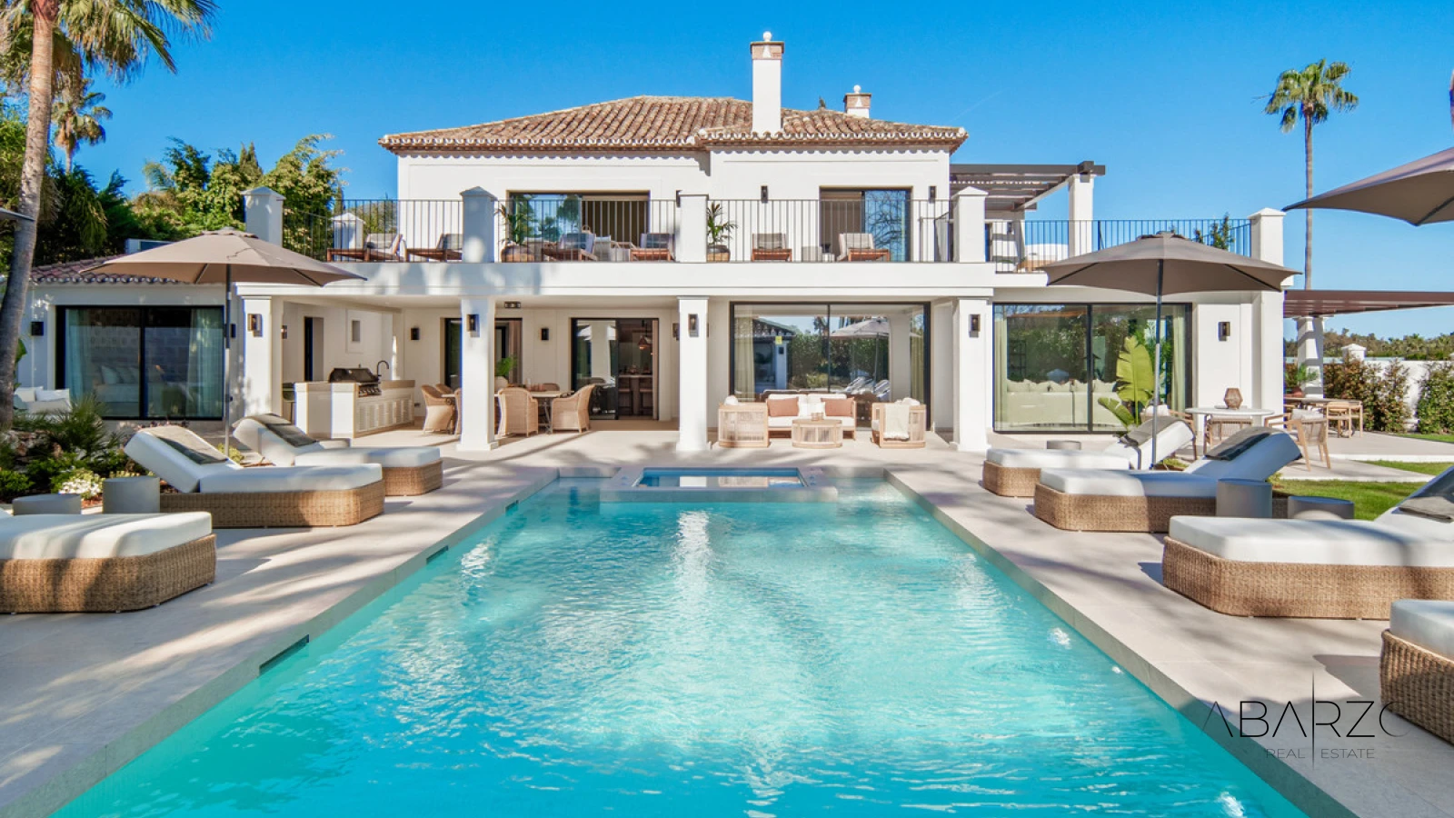Frontline Golf Villa in La Cerquilla, Nueva Andalucía with Pool, Jacuzzi, and Guest House — interior, Nueva Andalucía, Marbella (4 of 49)