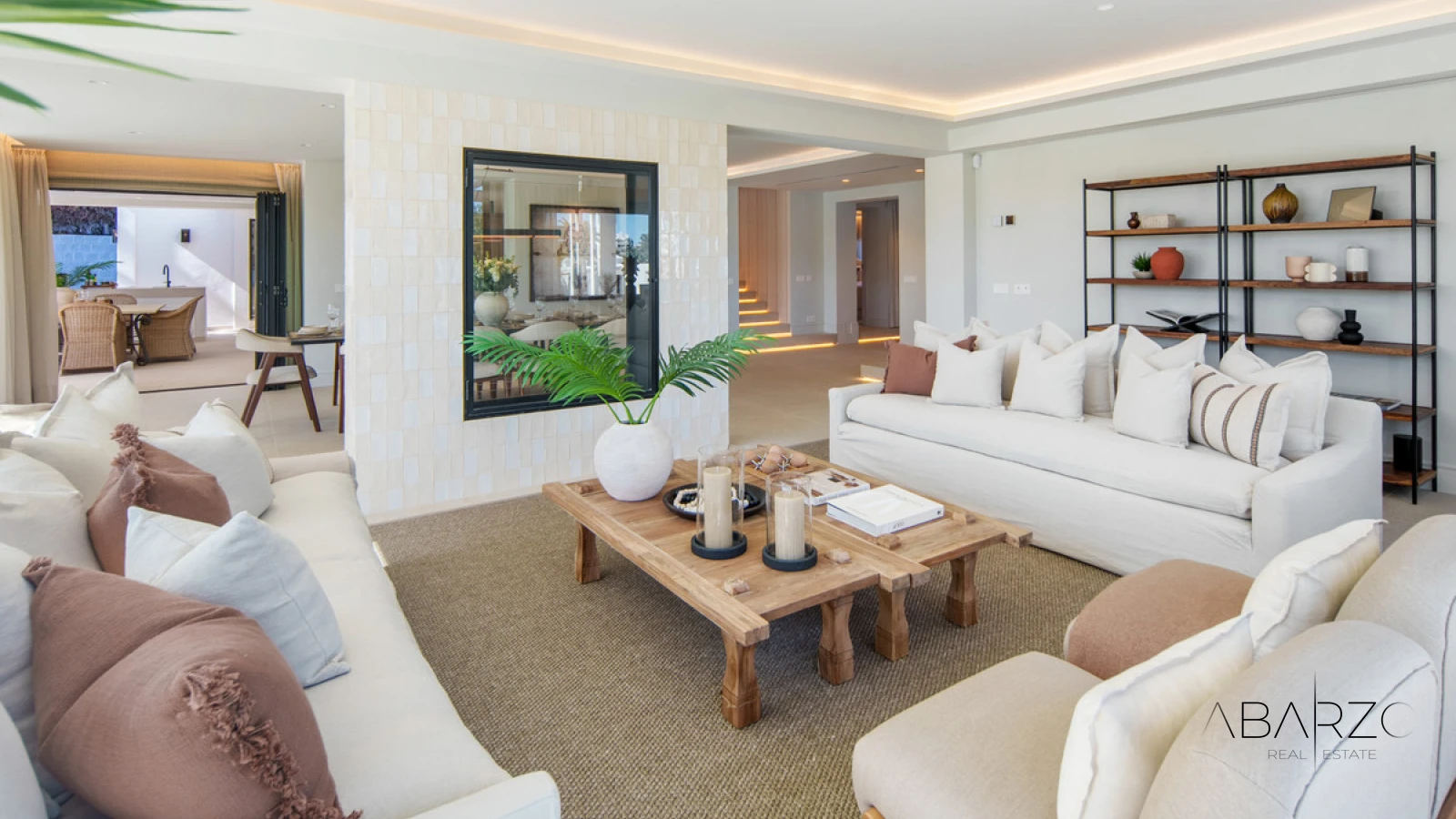 Frontline Golf Villa in La Cerquilla, Nueva Andalucía with Pool, Jacuzzi, and Guest House — interior, Nueva Andalucía, Marbella (6 of 49)