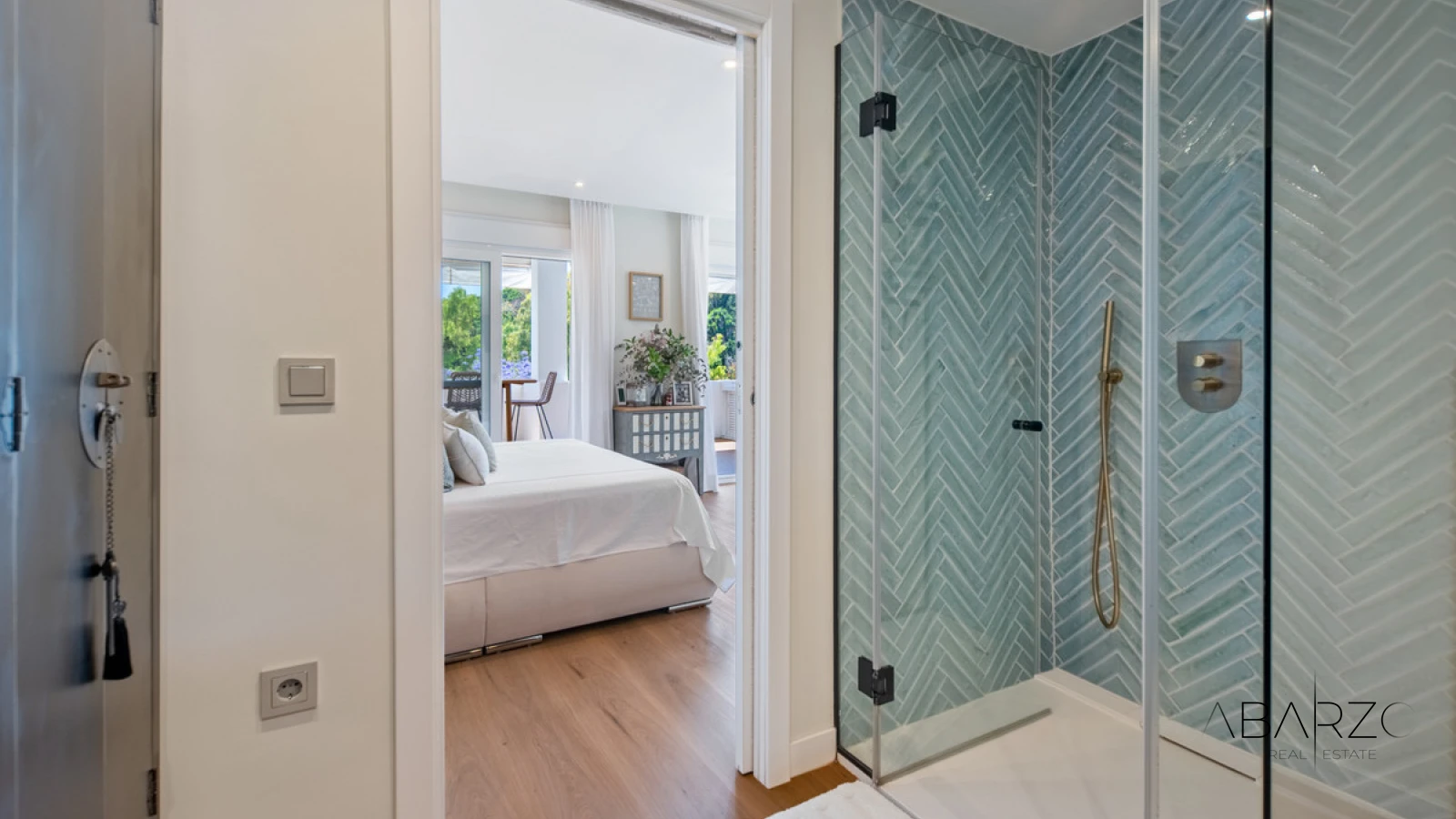 Renovated Apartment in Balcones de Puente Romano, The Golden Mile, Marbella — interior, Golden Mile, Marbella (23 of 32)