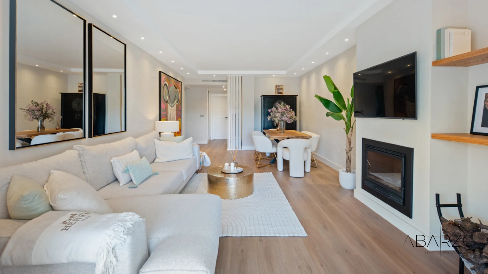 Renovated Apartment in Balcones de Puente Romano, The Golden Mile, Marbella — interior, Golden Mile, Marbella (5 of 32)