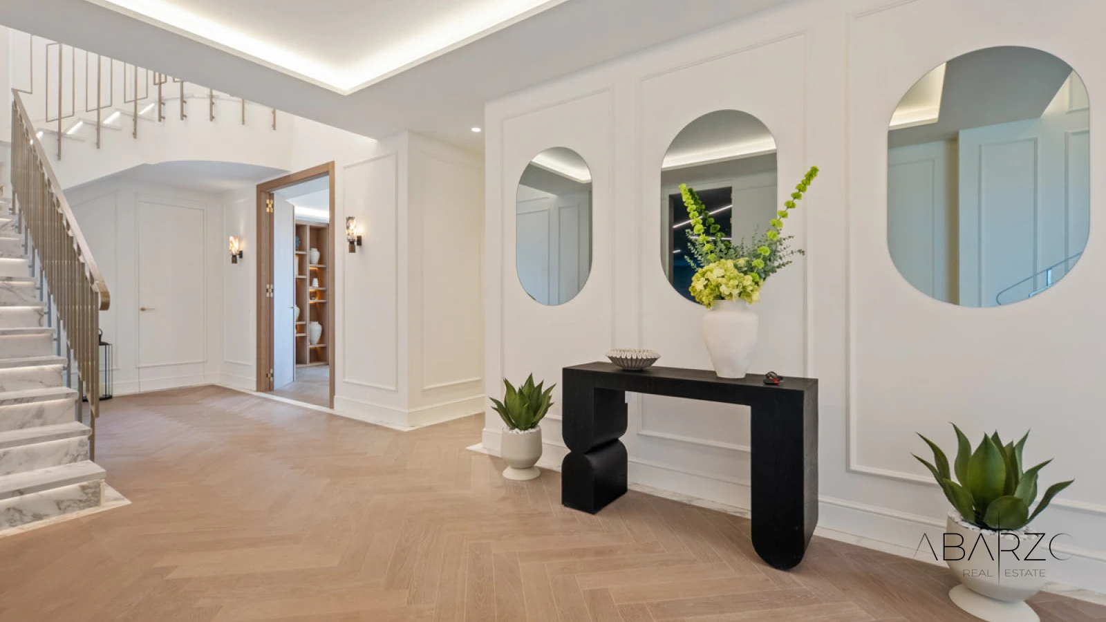 Duplex Penthouse with Private Spa and 400 m² of Terraces in Los Arrayanes, Nueva Andalucía, Marbella — interior, Nueva Andalucía, Marbella (35 of 41)