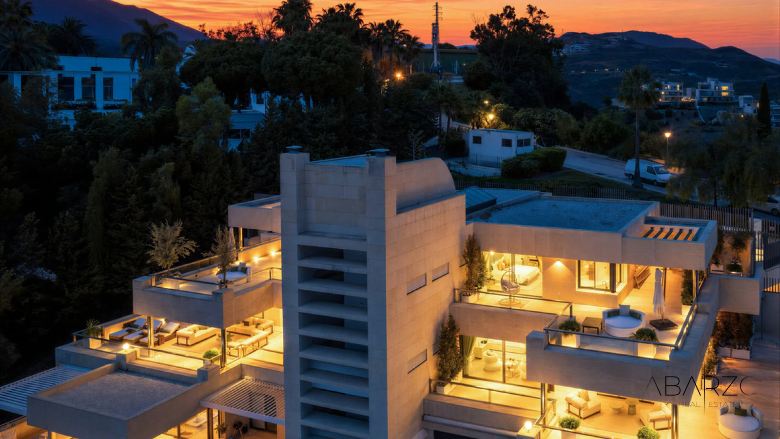 Duplex Penthouse with Private Spa and 400 m² of Terraces in Los Arrayanes, Nueva Andalucía, Marbella — interior, Nueva Andalucía, Marbella (41 of 41)