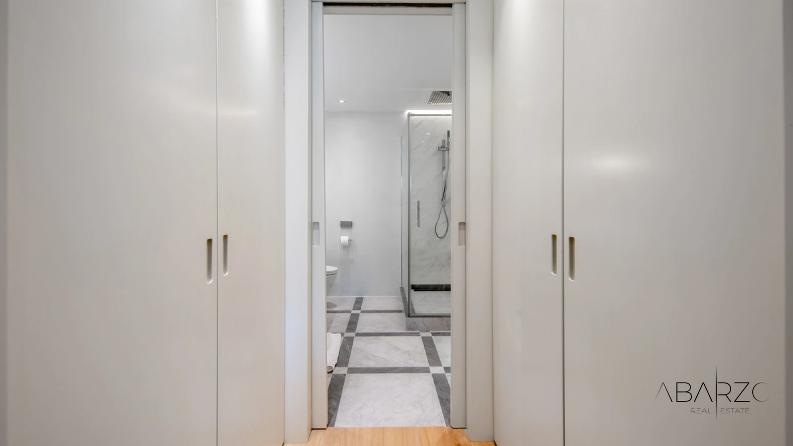 Apartment in Puente Romano Resort, The Golden Mile, Marbella — Steps from the Beach — interior, Golden Mile, Marbella (16 of 25)