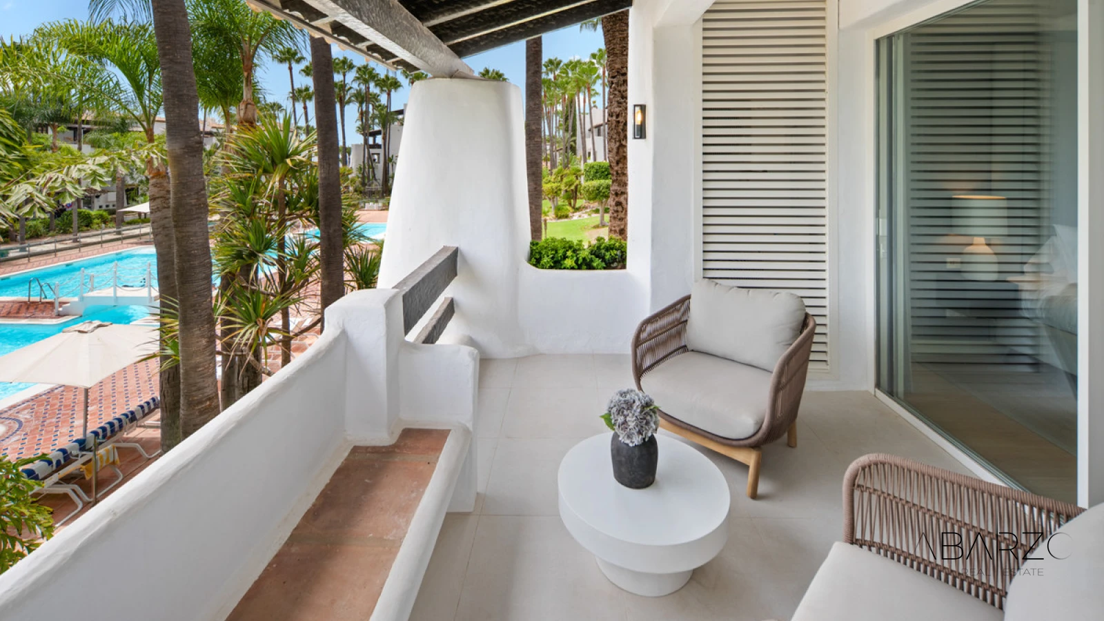 Apartment in Puente Romano Resort, The Golden Mile, Marbella — Steps from the Beach — interior, Golden Mile, Marbella (4 of 25)