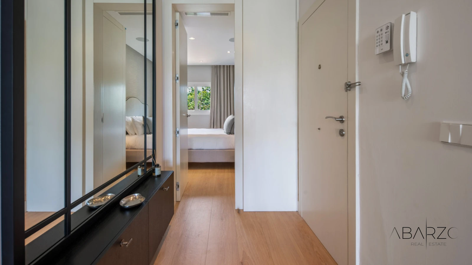 Apartment in Puente Romano Resort, The Golden Mile, Marbella — Steps from the Beach — interior, Golden Mile, Marbella (24 of 25)
