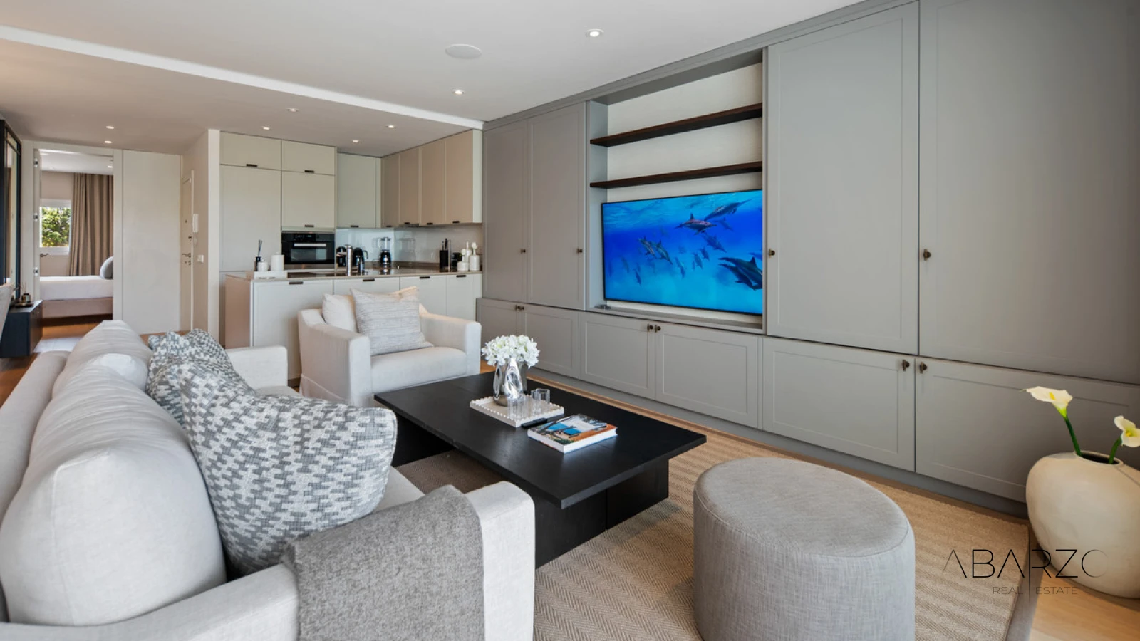 Apartment in Puente Romano Resort, The Golden Mile, Marbella — Steps from the Beach — interior, Golden Mile, Marbella (7 of 25)