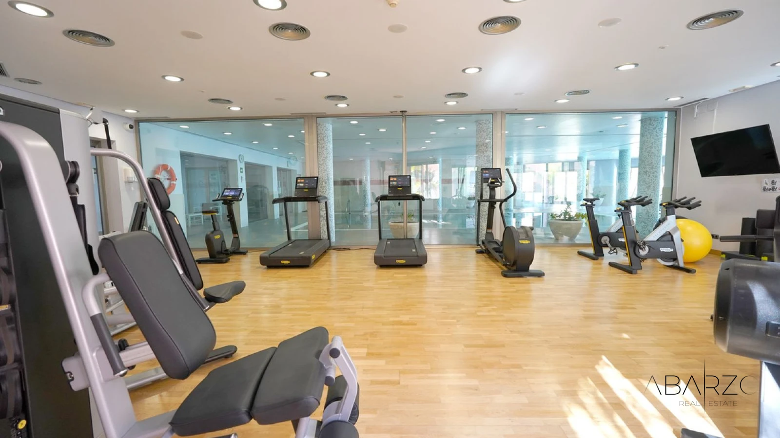 South-Facing Ground-Floor Apartment in Mansion Club, Sierra Blanca, Marbella — interior, Golden Mile, Marbella (26 of 32)