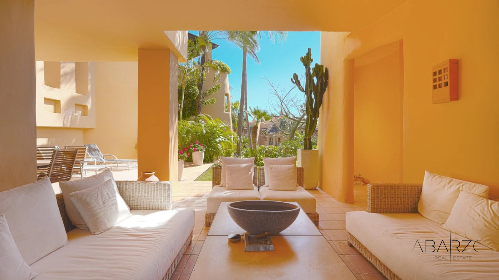 South-Facing Ground-Floor Apartment in Mansion Club, Sierra Blanca, Marbella — interior, Golden Mile, Marbella (21 of 32)