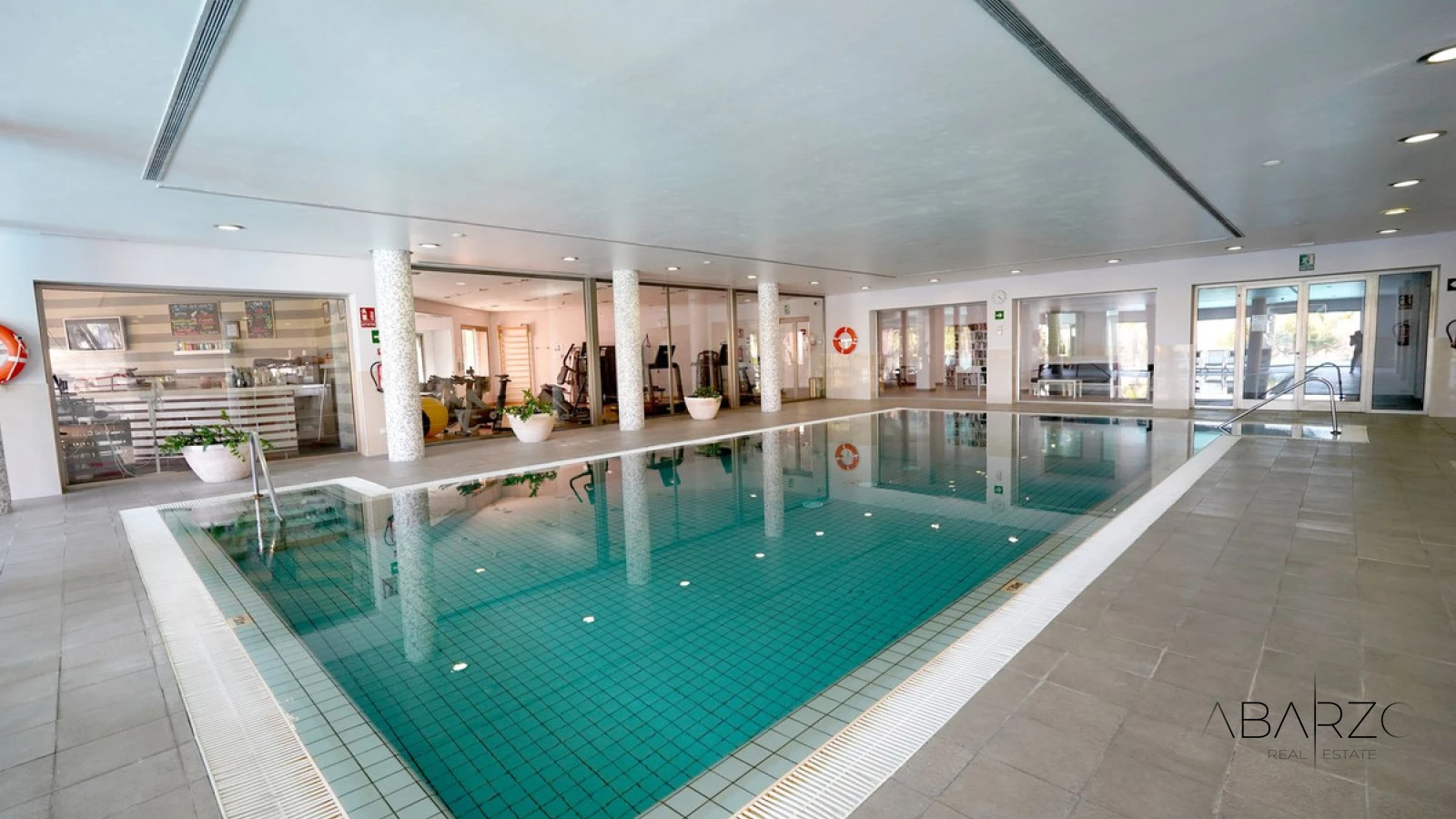 South-Facing Ground-Floor Apartment in Mansion Club, Sierra Blanca, Marbella — interior, Golden Mile, Marbella (28 of 32)