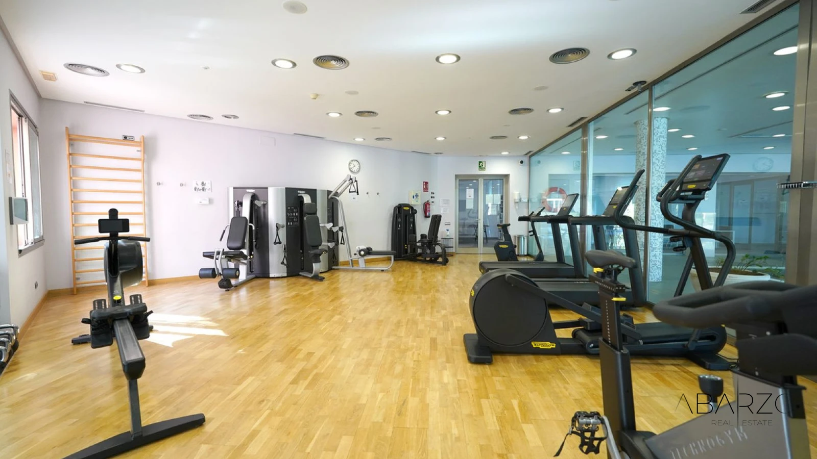 South-Facing Ground-Floor Apartment in Mansion Club, Sierra Blanca, Marbella — interior, Golden Mile, Marbella (24 of 32)