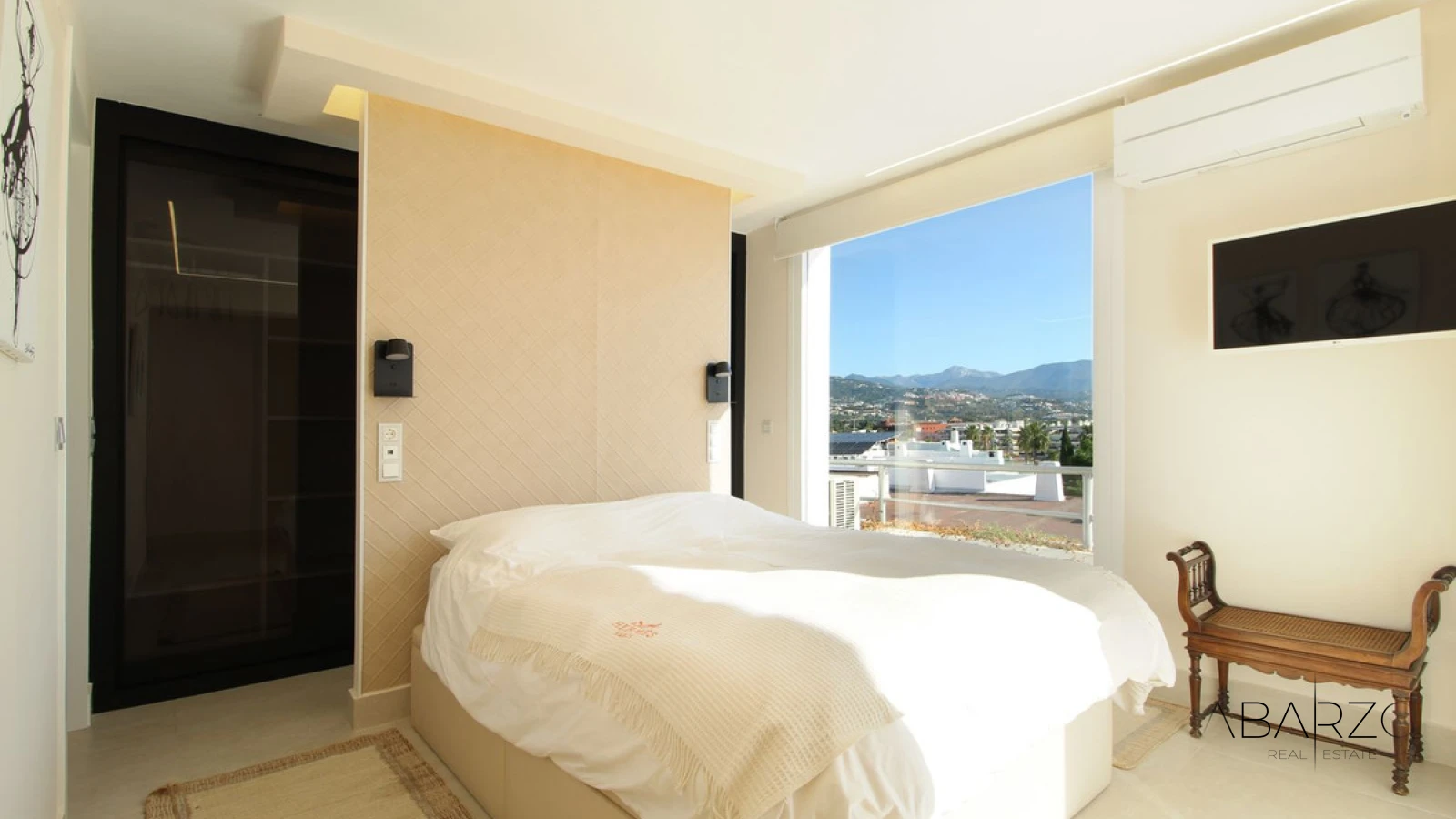 Apartamento de esquina reformado con vistas al mar, al golf y a La Concha en Guadalmina Alta, Marbella — interior, Guadalmina Alta, San Pedro de Alcántara (12 of 23)