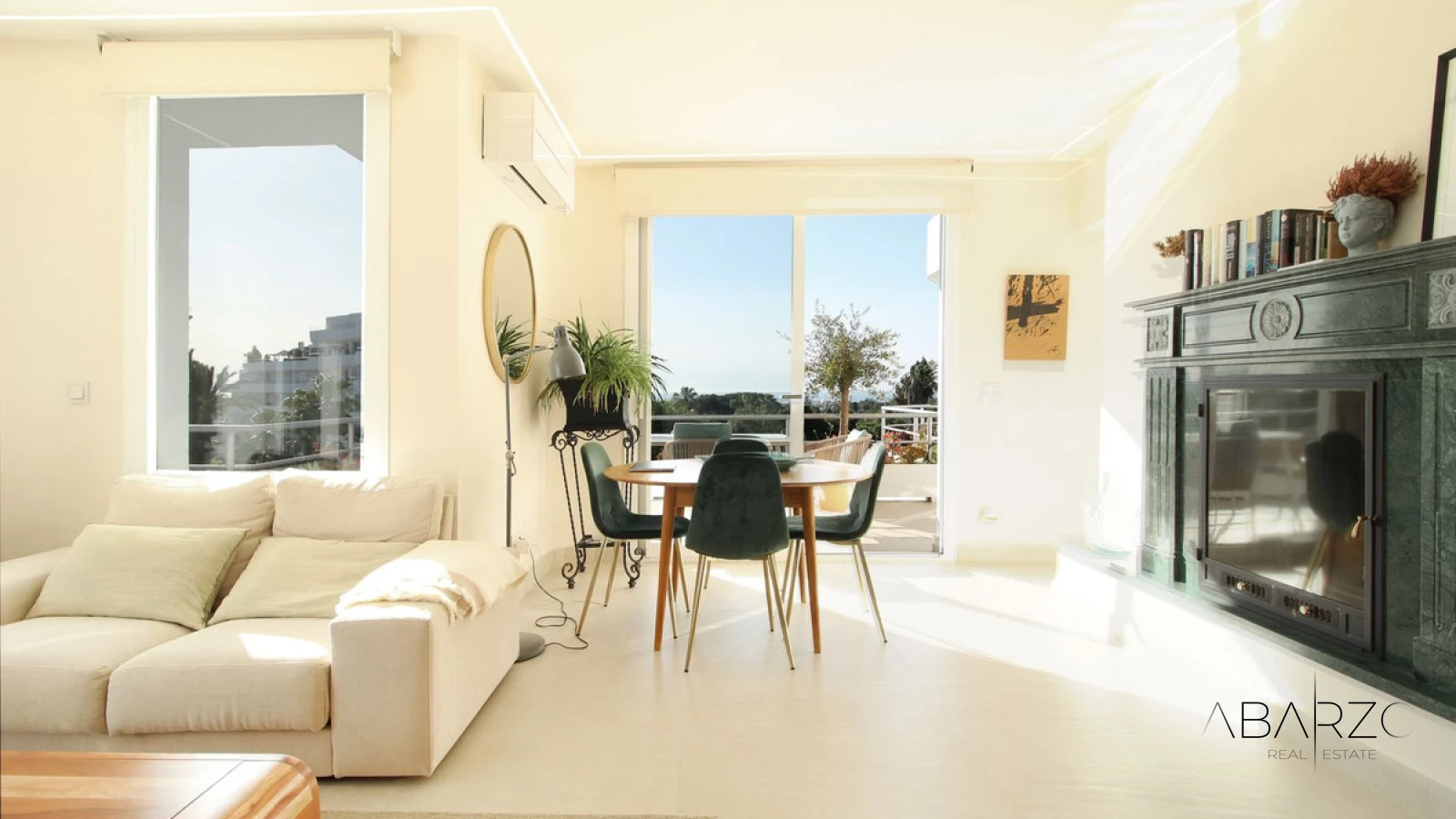 Apartamento de esquina reformado con vistas al mar, al golf y a La Concha en Guadalmina Alta, Marbella — interior, Guadalmina Alta, San Pedro de Alcántara (4 of 23)