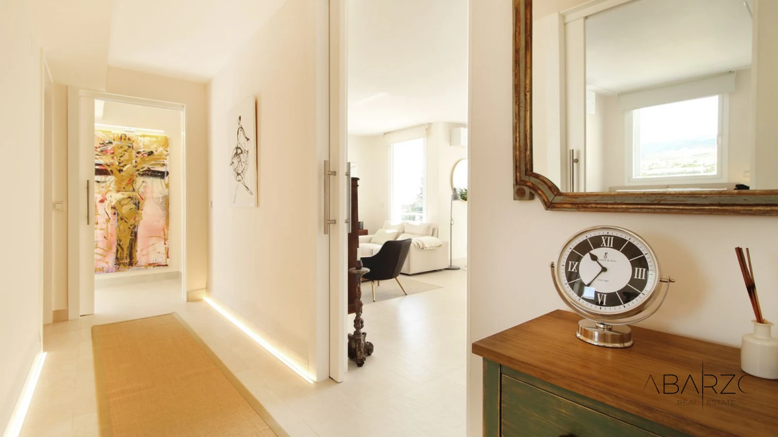 Apartamento de esquina reformado con vistas al mar, al golf y a La Concha en Guadalmina Alta, Marbella — interior, Guadalmina Alta, San Pedro de Alcántara (10 of 23)