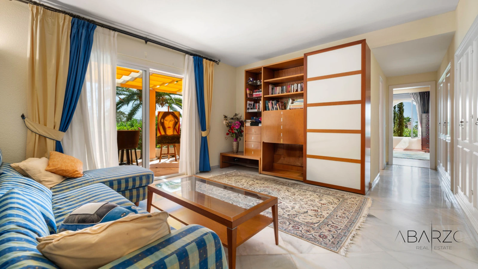 Villa for sale in Elviria with panoramic Mediterranean sea views — interior, Marbella East, Marbella (20 of 49)