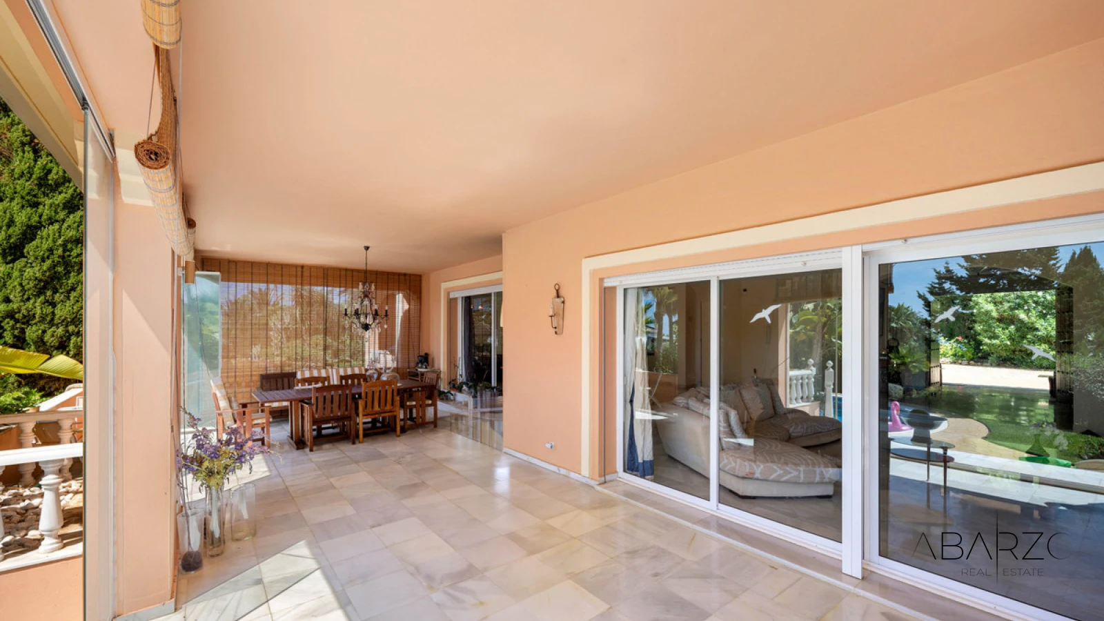 Villa for sale in Elviria with panoramic Mediterranean sea views — interior, Marbella East, Marbella (32 of 49)