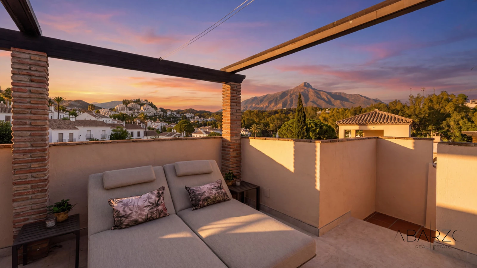 Renovated penthouse duplex with sea views in Nueva Andalucía, Marbella — interior, Nueva Andalucía, Marbella (26 of 35)