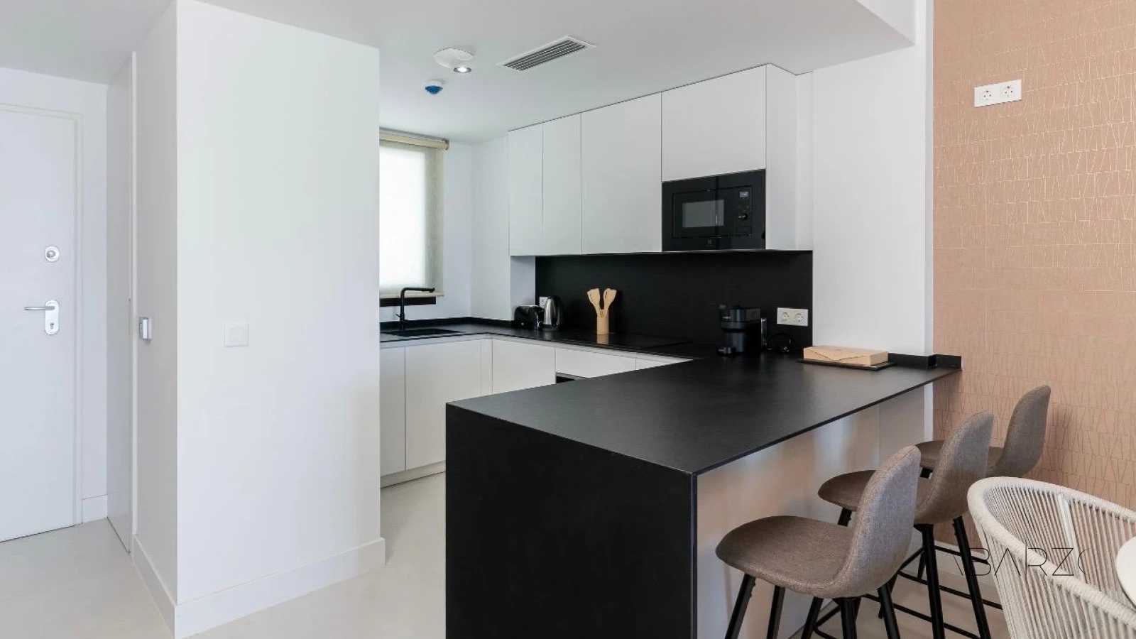 Brand New Apartment with Tourist Licence, terrace and pool views in El Higuerón — interior, Mijas (8 of 24)