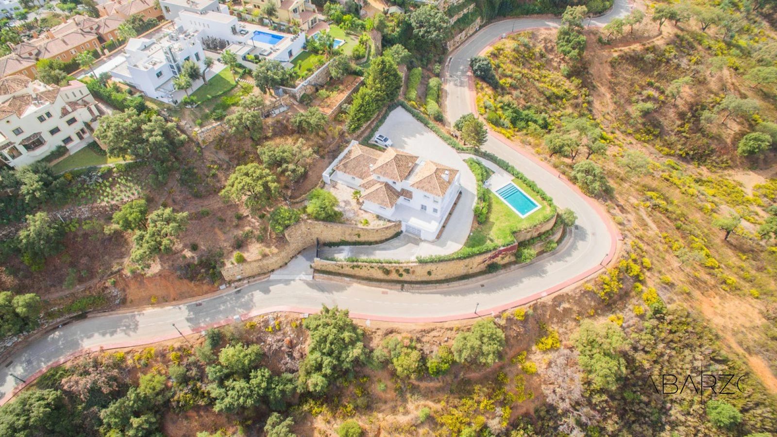Casa moderna en La Mairena con vistas panorámicas y gran parcela — interior, Marbella East, Marbella (44 of 47)