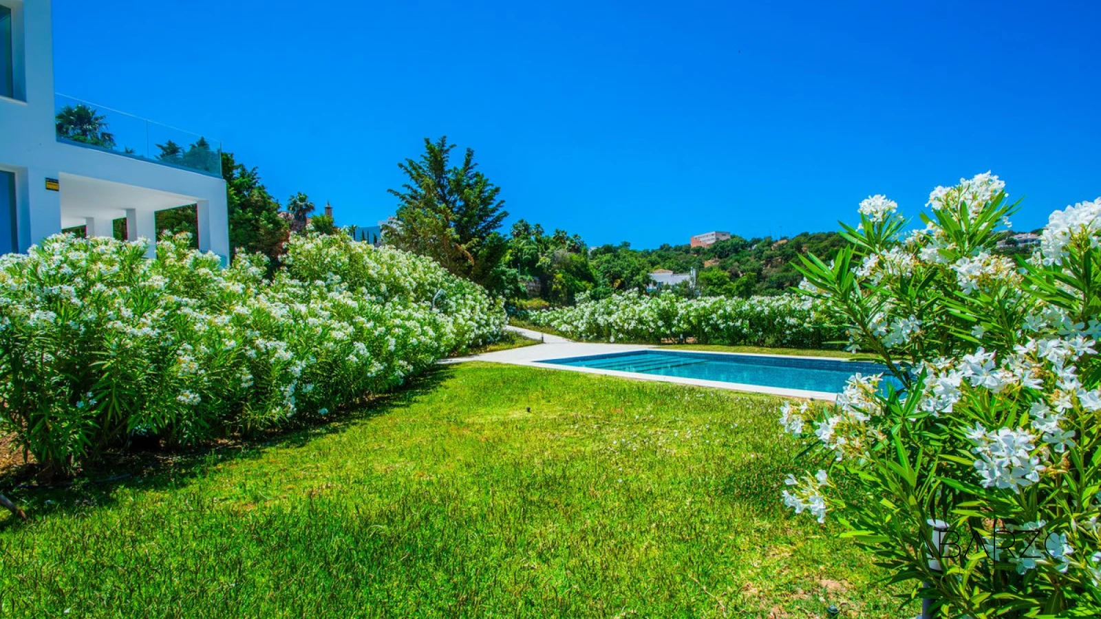 Casa moderna en La Mairena con vistas panorámicas y gran parcela — interior, Marbella East, Marbella (37 of 47)