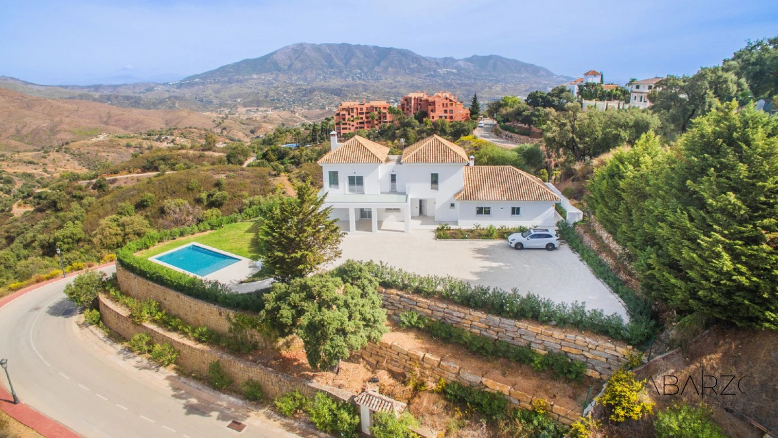 Casa moderna en La Mairena con vistas panorámicas y gran parcela — interior, Marbella East, Marbella (39 of 47)