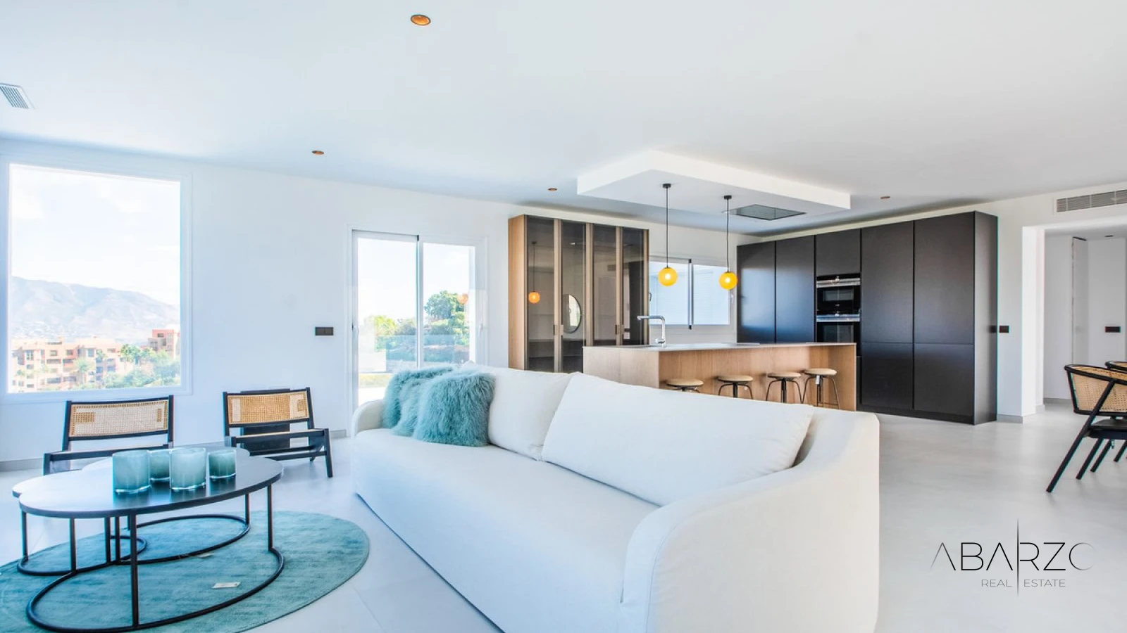 Casa moderna en La Mairena con vistas panorámicas y gran parcela — interior, Marbella East, Marbella (4 of 47)
